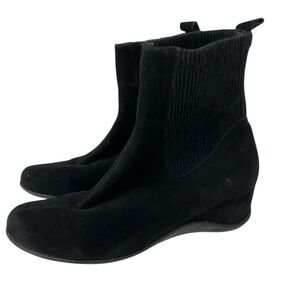 Aquatalia Suede Black Boots 7